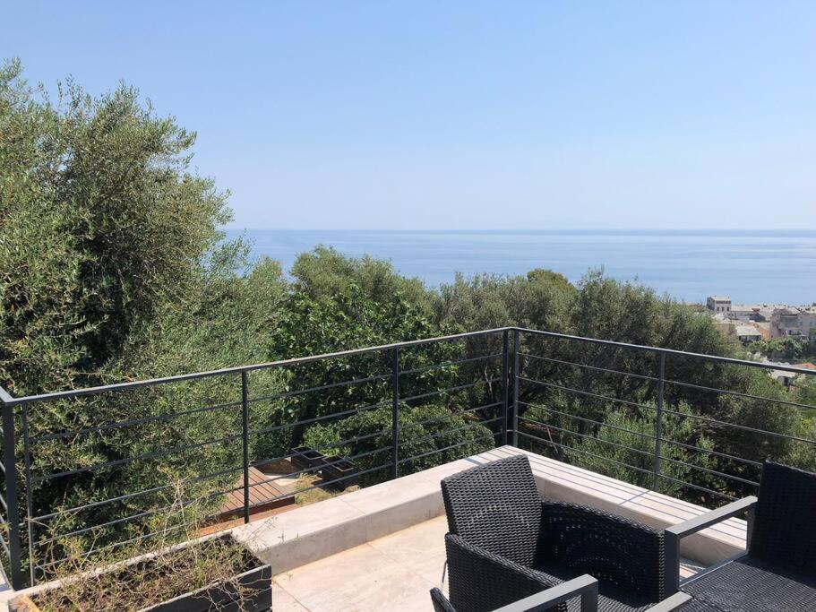 Appartement vue panoramique sur la mer et la citadelle de Bastia Bastia  Extérieur photo